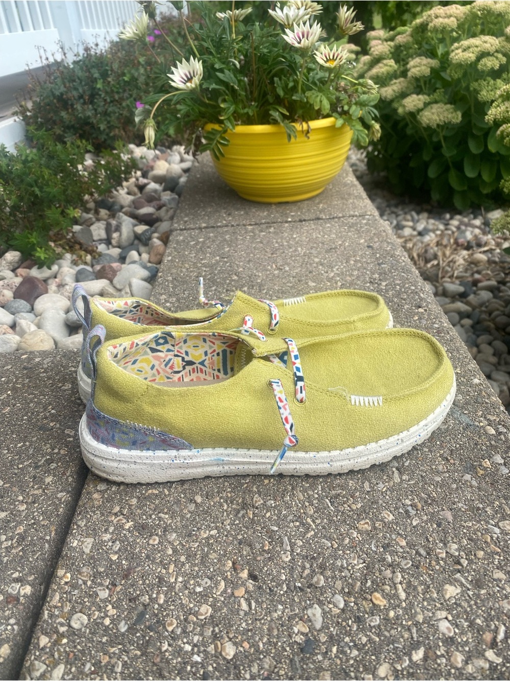 Hey Dude Women's Lime Green Lightweight Casual Loafers - Picture 4 of 8